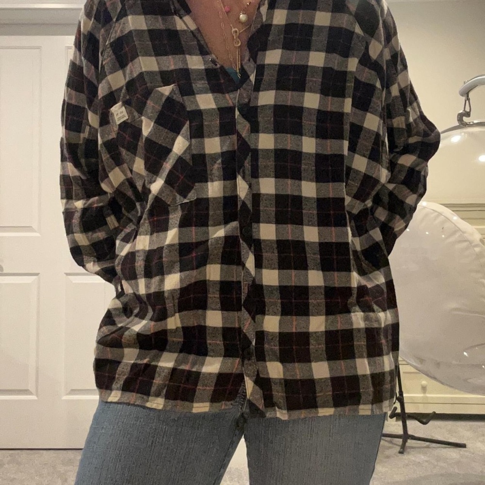 Urban Outfitters Women's Black and White Flannel